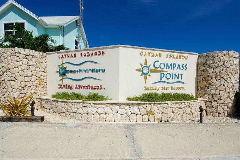 Compass Point Dive Resort Gun Bay Exterior photo