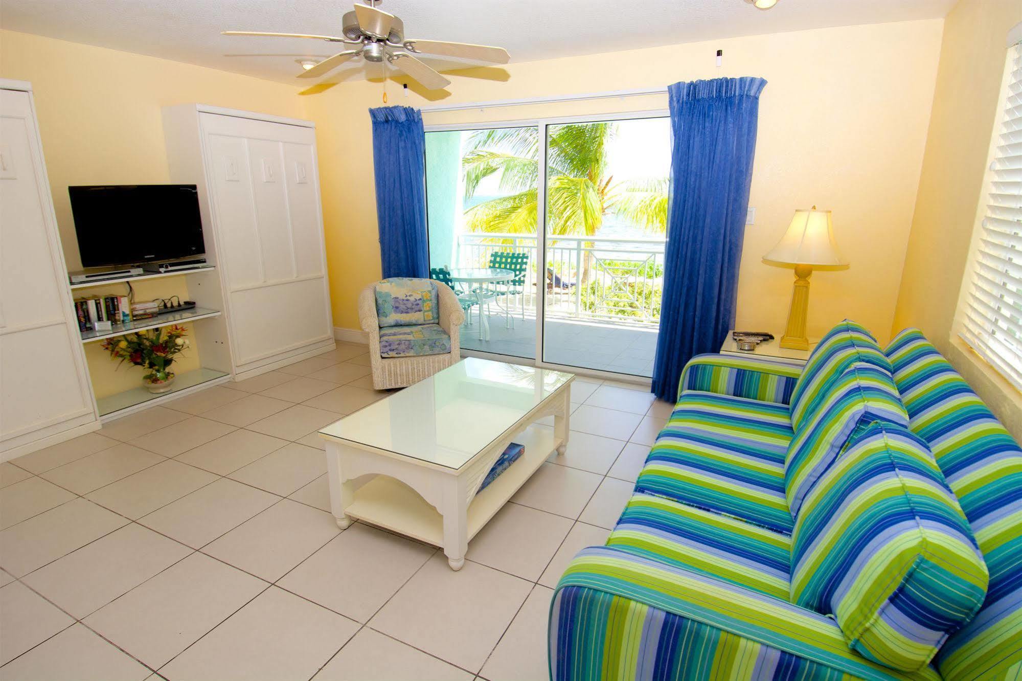 Compass Point Dive Resort Gun Bay Exterior photo