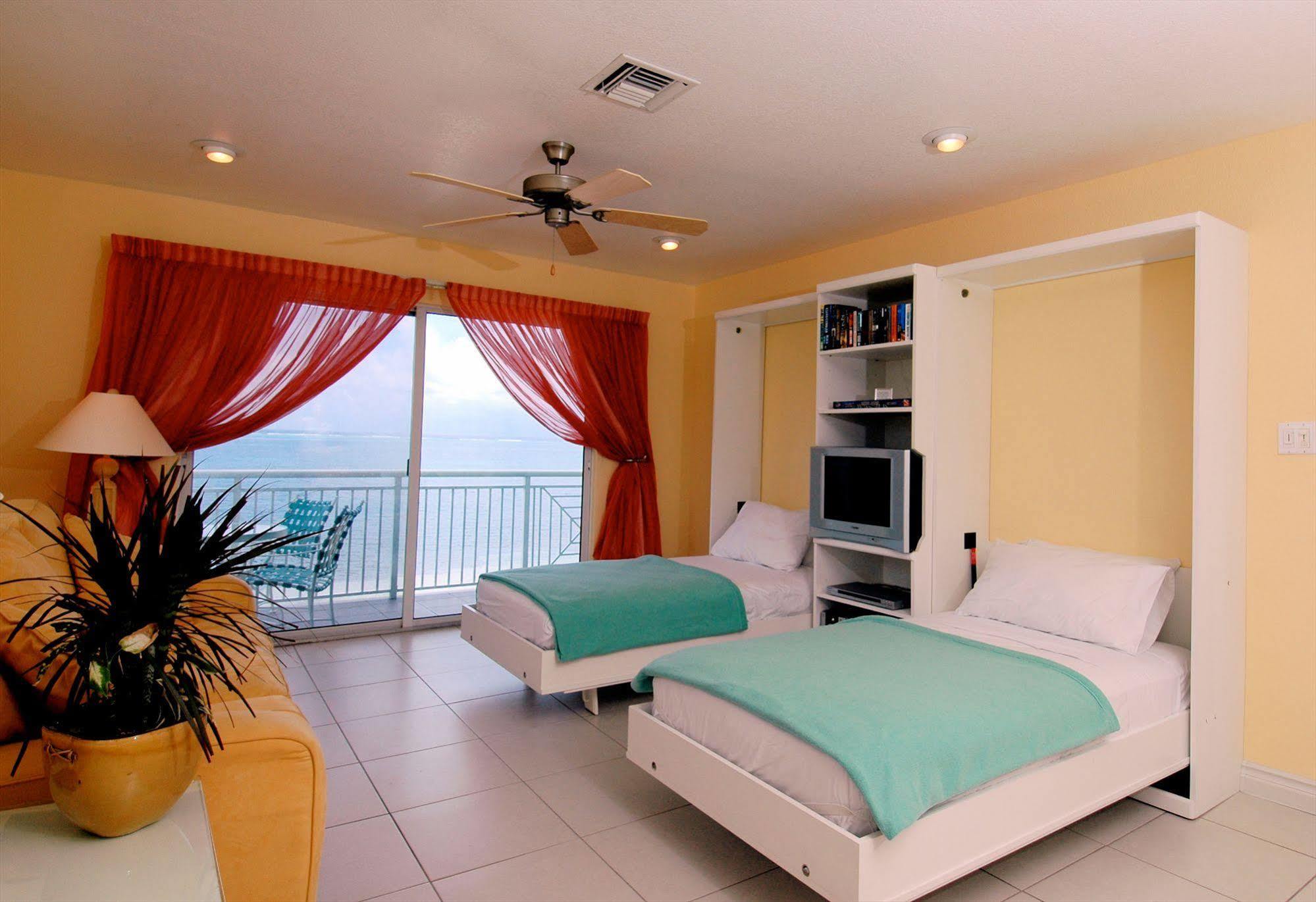 Compass Point Dive Resort Gun Bay Exterior photo