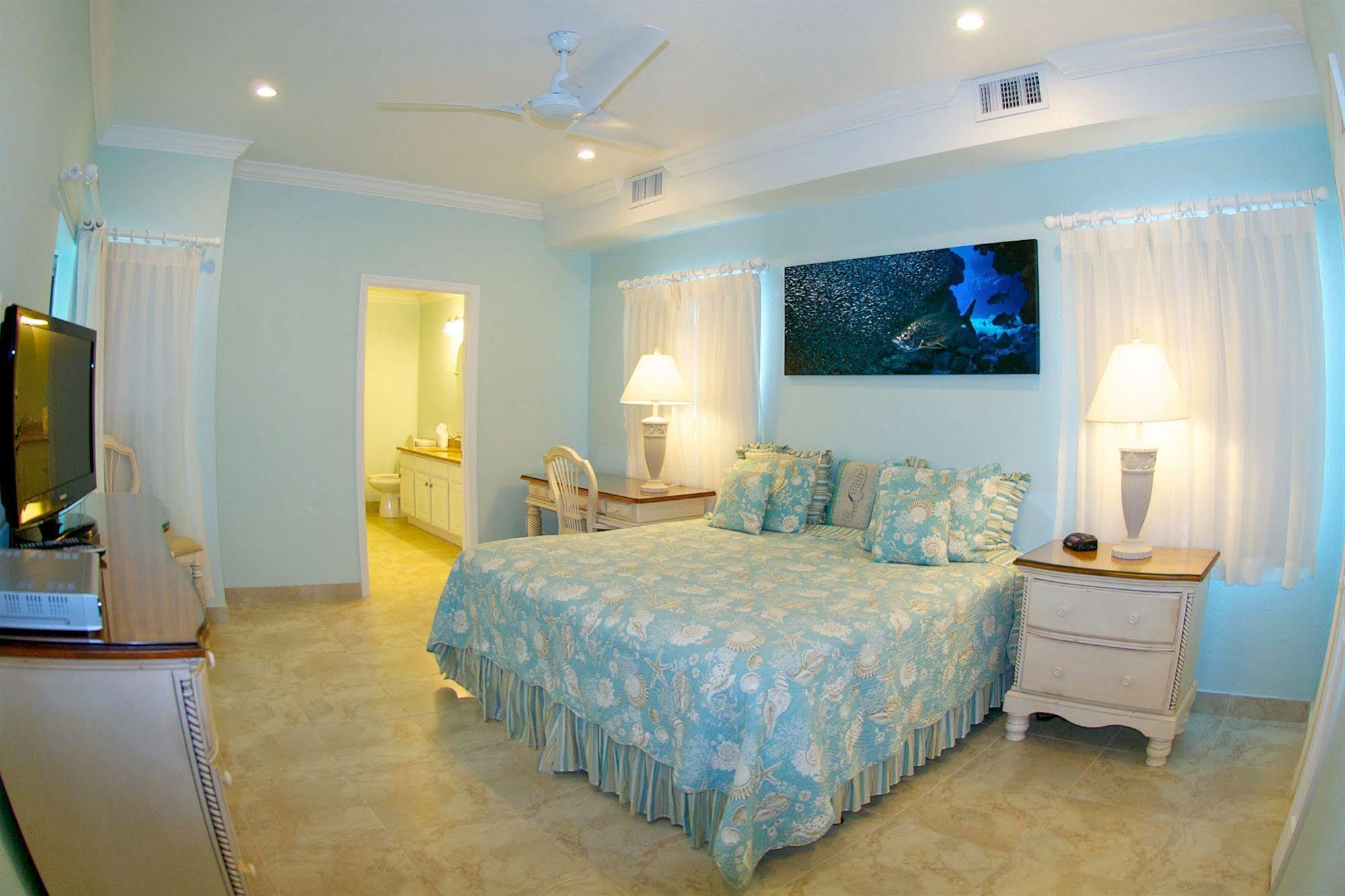 Compass Point Dive Resort Gun Bay Exterior photo